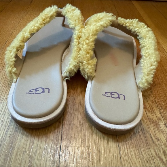 Ugg Alicia Mojave Yellow Sheepskin Flip Flops - Picture 5 of 8